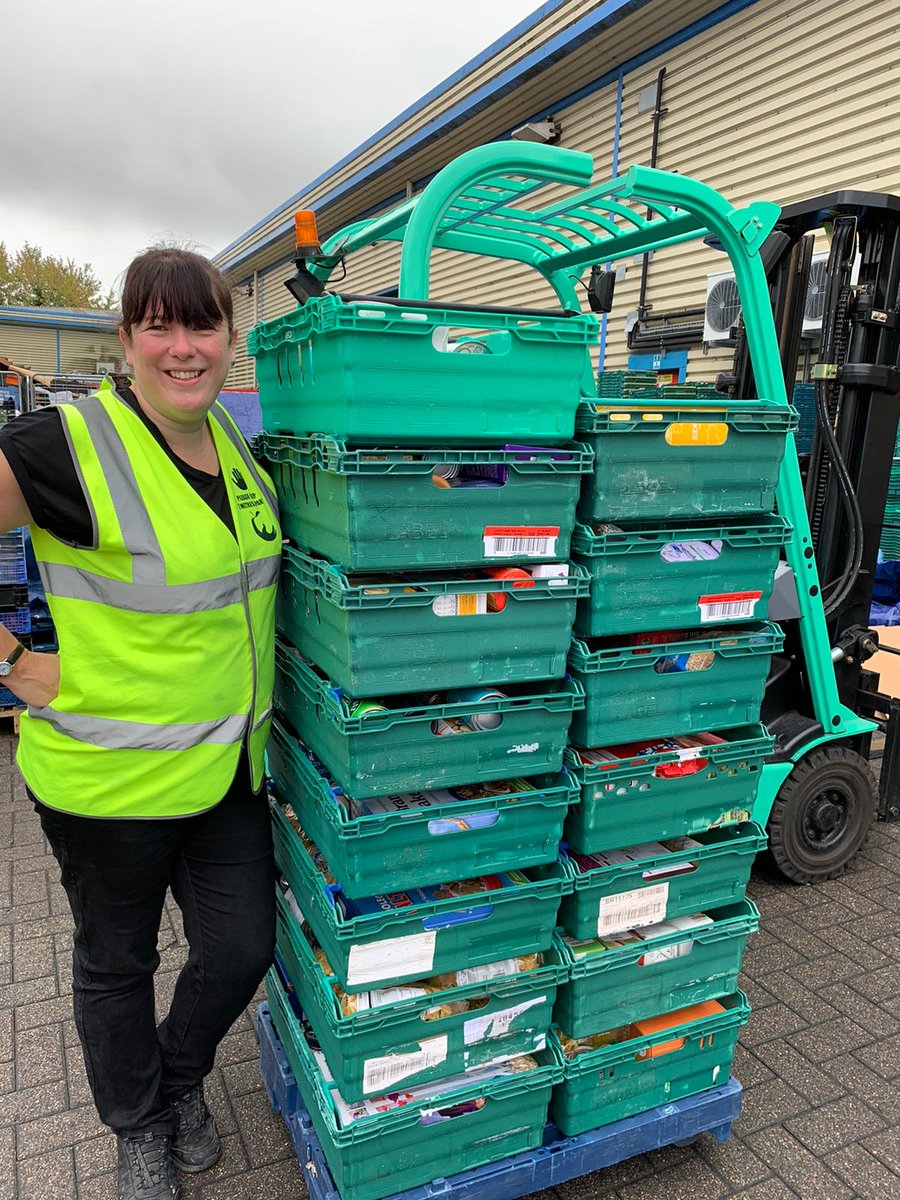 Tenterden Schools Trust (@tstschoolstrust) on Twitter photo Great to see Foodbank volunteer Sarah at <a href="/stm_tenterden/">Mrs Williamson</a> yesterday collecting the many generous Harvest Festival donations from parents & families. Sarah is herself a former St Michael’s pupil. #foodbank #HarvestFestival
<a href="/TenterdenTown/">My Tenterden</a> Great to see Foodbank volunteer Sarah at <a href="/stm_tenterden/">Mrs Williamson</a> yesterday collecting the many generous Harvest Festival donations from parents & families. Sarah is herself a former St Michael’s pupil. #foodbank #HarvestFestival
<a href="/TenterdenTown/">My Tenterden</a>