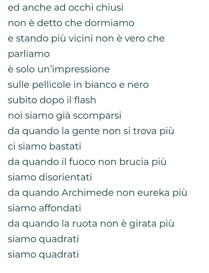 «Guarda lo tsunami che travolge la città
dentro la mia testa calma piatta,
guarda lo tsunami che travolge la città
mentre tutto intorno affonda qui si balla, cha cha cha
cha cha cha»

#Tsunami #EugenioInViaDiGioia
🌊🕺🏙️