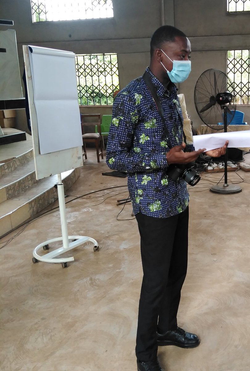 GenCEDgh's tweet photo. Happening now:#GenCED local peace building training in Bia district, Western North region. Mr.@SamuelowusuLG, project officer, giving welcome remarks and objectives of the meeting. #CLFIinGhana #genderelectionwatch #hervoicematters #Ghanaelection2020 @CanHCGhana @saranichollsCAN https://t.co/B9Jk96n1yC