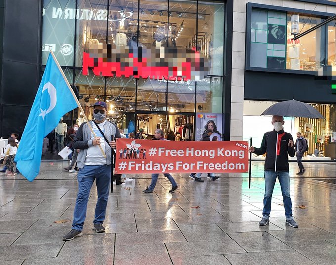AtlasMovement's tweet photo. On #China’s National Day, we decided to fight back.

Our members organized protests worldwide to support #HongKong, #Tibet, #Taiwan, the #Hyghurs, and much more.

The flame of liberty is alive: now it’s our turn to bring it forward.

👉https://t.co/hNXKSLxMGp

#FridaysForFreedom https://t.co/ob6RWsdN27