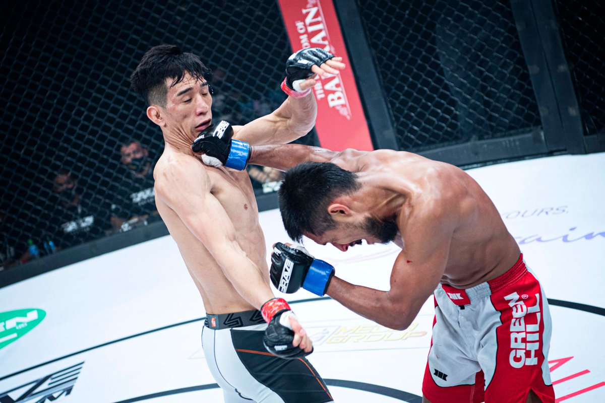 bravemmaf's tweet image. Tae Kyun Kim scored a second-round TKO win over Arturo Chavez at #BRAVECF43

Rewatch BRAVE CF 43 now on bravecftv.com 🍿📺🔥
.
#BRAVECF #Bahrain #KHK #khkpower #yearofchange #thehawk #priceofgladiators #mma #globalpromotion #BRAVECF2020 #BRAVENation