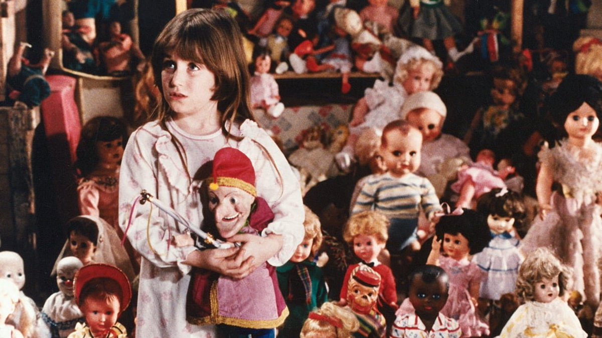  #SpookySeason DAY 32: Toys. One of my fave types of horror. Whether it's a haunting, a possession, or some kind of curse, spooky toys and dolls are always fun to me. There is something about making an aspect of childhood innocent scary that just hits home. Do you have any faves?