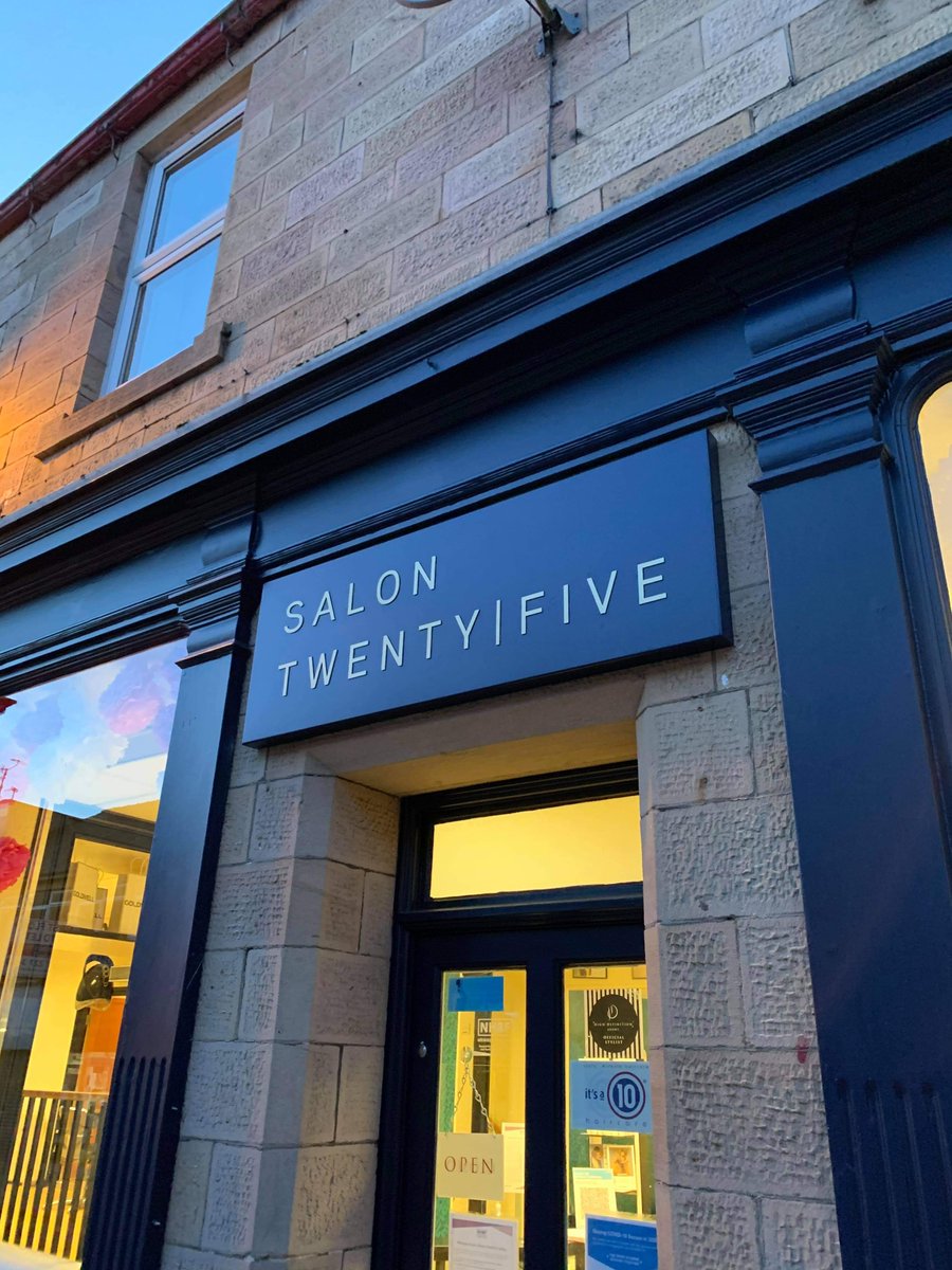 topsignsltd's tweet image. Fitting new #signage for Salon Twenty Five in #Haltwhistle. #projectingsign #windowgraphics #signtray #brushedgolddibond raised lettering. #signmaker #shopsign