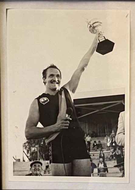 With a heavy heart we say goodbye to a Club Legend. We send all our love to his family. Bert Keeble an absolute legend of our Club in the 80’s and 90’s. He could bomb a goal outside 50m and no one dared to pick a fight or tackle him. He was a Mighty Tiger and a Premiership player