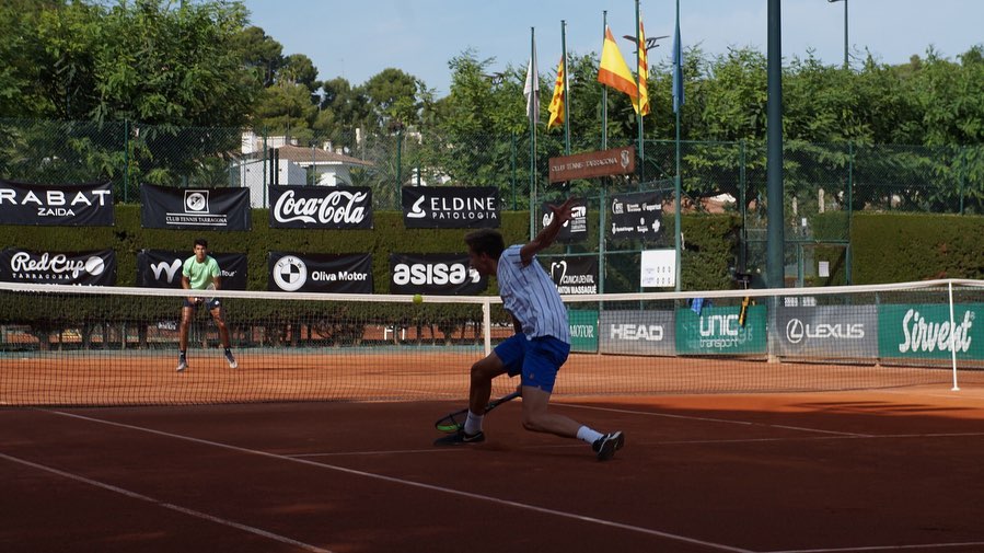 🎾 #Juniors Este viernes se deciden los CF del internacional Sub'18 del <a href="/TennisTarragona/">Club Tennis Tarragona</a> con 11 🇪🇸

📸 <a href="/redcuptarragona/">Red Cup BMW Oliva Motor</a>

📋 Cuadros &amp; OJ: rfet.es/es/itf-world-t…