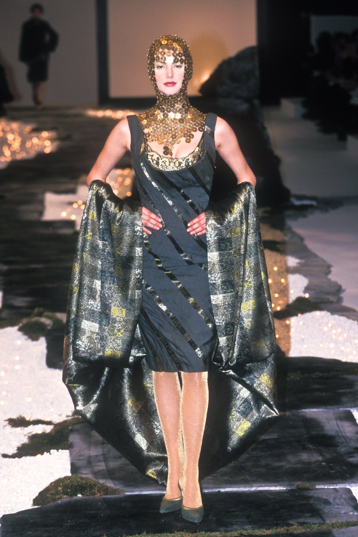 Nathan on X: givenchy haute couture by alexander mcqueen 'search for the  golden fleece' s/s 1997  / X