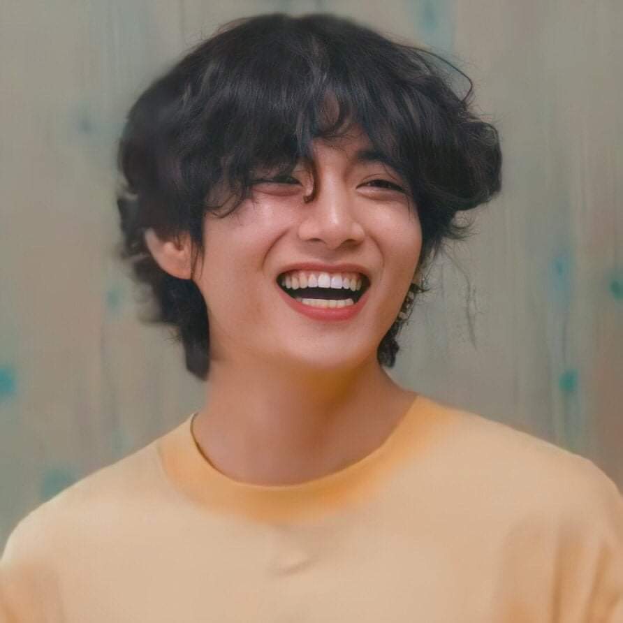 You are my source of happiness ❣️
taehyung smile , taehyung sweet ☺️ https://t.co/u36CJVuPKO