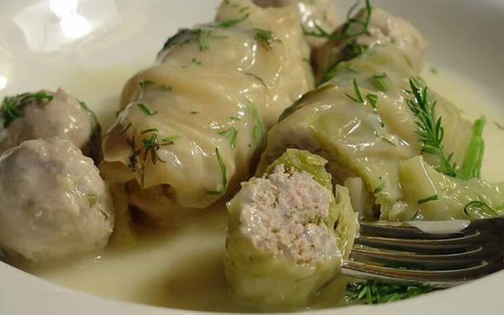 Λαχανοντολμαδες (cabbage rolls filled with rice and mincemeat, with avgolemono/ Lahanodolmades)