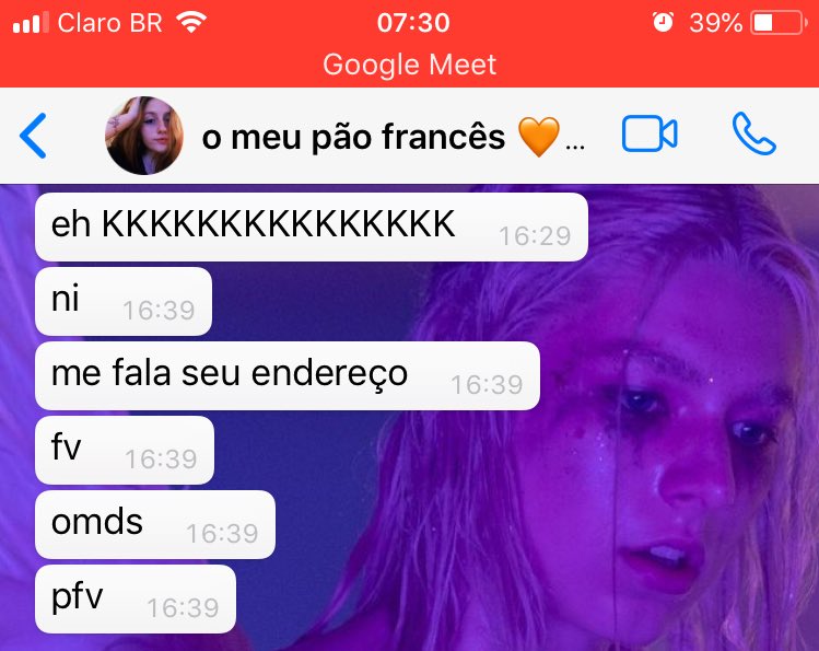 stylesarttpwk's tweet photo. início de um sonho // DEU TUDO CERTO. (eu tinha pedido o livro nos status do zap, nunca imaginei que alguém ia comprar socorr) https://t.co/vidgI5qVO8