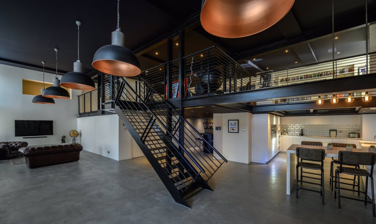ASPC_UK's tweet photo. Check out this week’s incredible #MostViewedProperty, a contemporary 2 bedroom, loft-style apartment that has been completed to an impeccable standard and is bursting with desirable features. Can you picture yourself living here? https://t.co/qwR58OG1r8 https://t.co/oqJUM6CKya