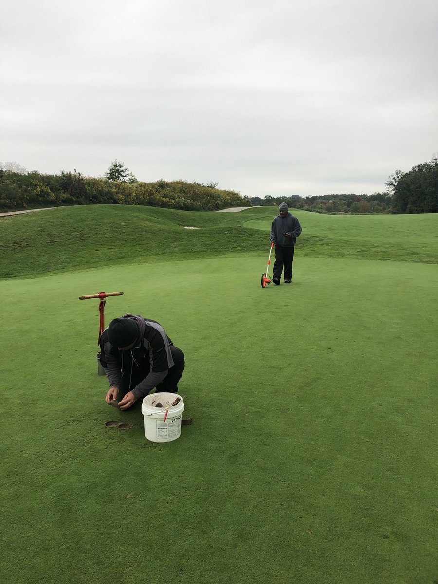 Rainy morning @spiio_official install with @golfsupt123 and @Marc31Foster. Incredible conditions after a record year of weather and golf rounds! #spiiodata