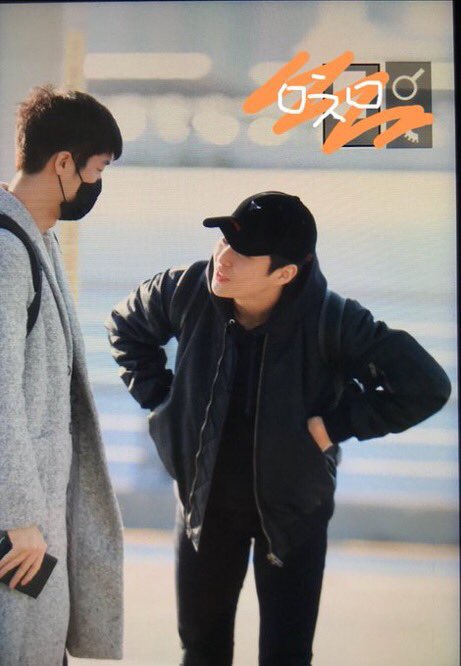 littlexiunshine's tweet photo. When Minseok looks at tall men.. 🥺 https://t.co/dSxVs9xmqg