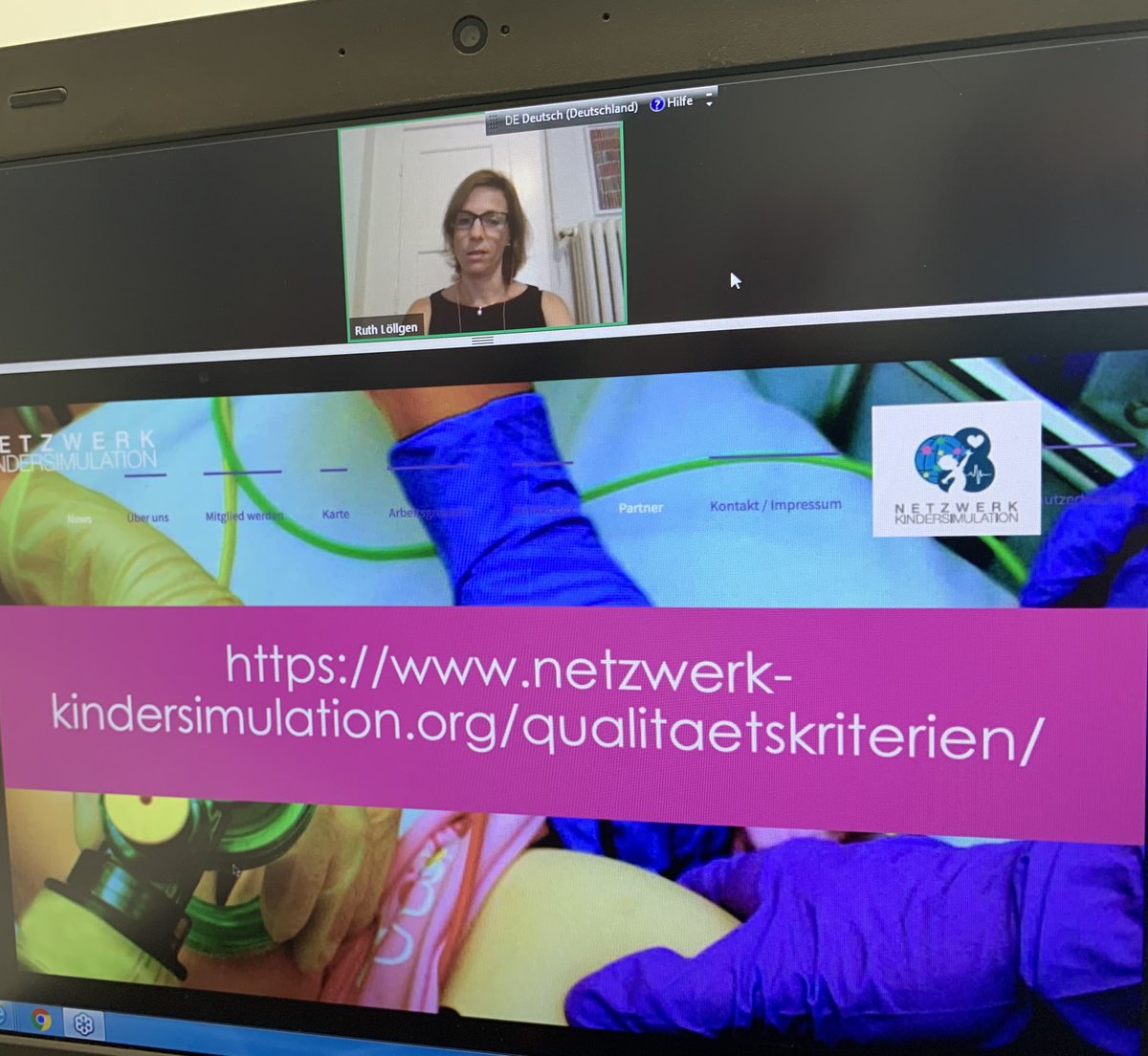 stups0711's tweet photo. #Qualitätskriterien des @NetzKindersim für die Durchführung simulationsbasierter #pädiatrischer #Teamtrainings 👍 https://t.co/5QQXZ6NBhp @20Dgsim14 @SESAMSimulation #simulationstraining #kindernotfall #insim2020 https://t.co/PcW8Pm7Vun