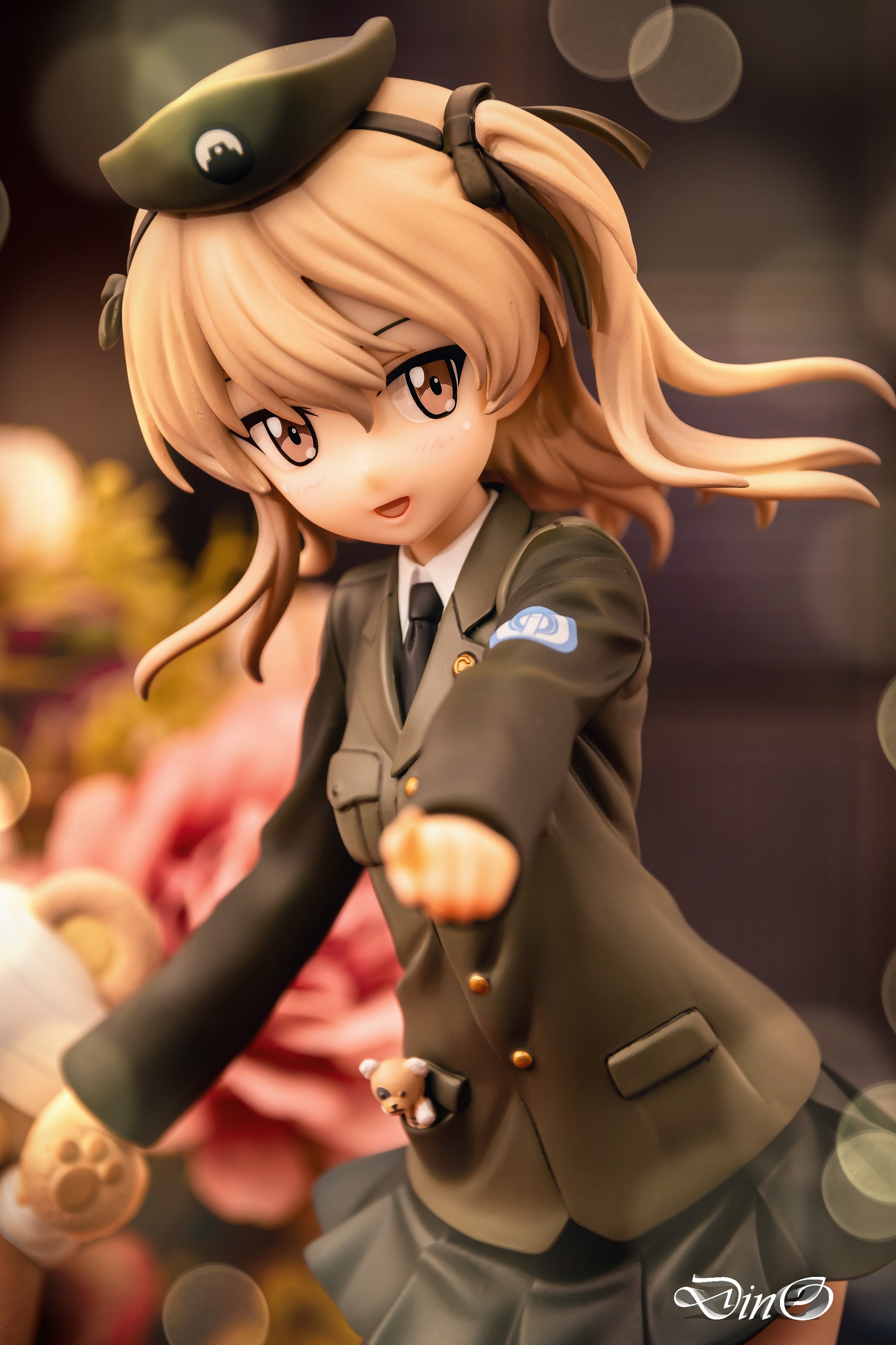でぃの Dino フィギュア専用 Wave ガールズ パンツァー 島田愛里寿 パンツァージャケットver 今日はセレクション第32弾です お顔も可愛いんですけど 脚がめっちゃ好きです この下に脚だけのツイートもぶらさげます 良かったら見てくださいね 美しき