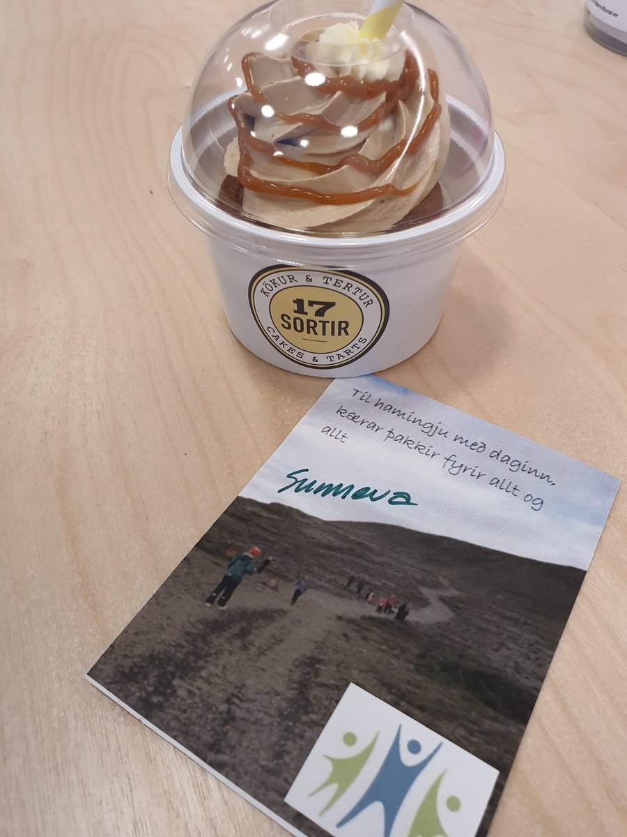 Til hamingju með daginn Dalskóli🥳🥳 Dalskóli er 10 ára í dag🎉🎉🎈 #Dalskoli