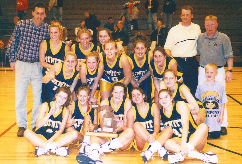Congrats to the new DHS Hof Induction Class:
2000 Girls Basketball bit.ly/DHS_HoF-2000GBB