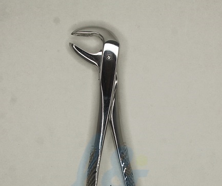 Tooth extracting forceps are quite certain to tooth extraction
The bending design is exceptionally put to arrive at each teeth in turn.
Generally sharp closures give better hold of the teeth and strong grasp.
land-int.com
info@land_int.com
0092-3433-109129
#dental