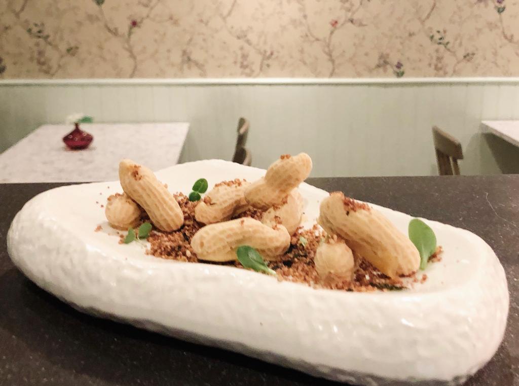 Our ever so delicious chef's daily special 'Peanut Butter Parfait' ....YUM 🥜 
#GoVietKensington