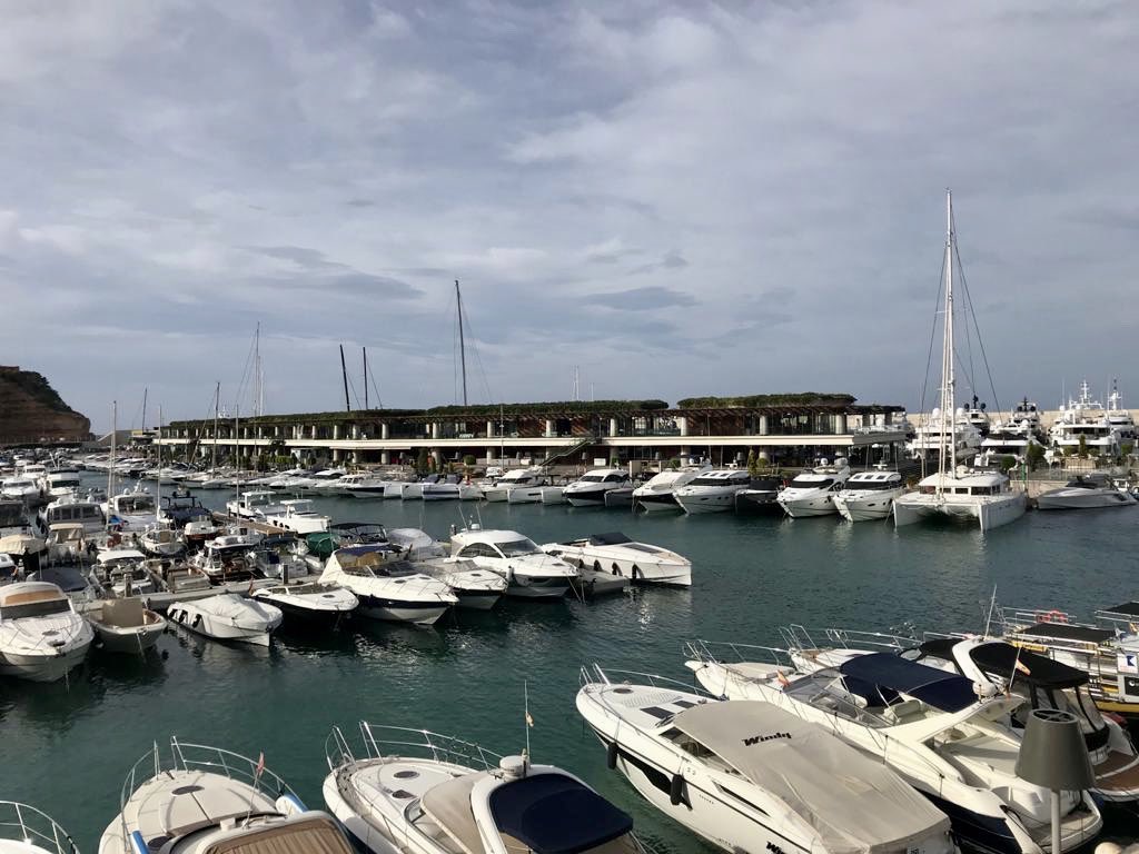 Agradecemos desde #ESERP a todos los que han hecho posible esta magnífica mesa redonda sobre ‘Calidad turística, una elección necesaria’ con tertulianos de primera nivel en el sector del turismo de lujo. ¡Gracias a todos por este #ESERPLuxuryTalks! ¡Nos vemos en la próxima! 👋🏻😊