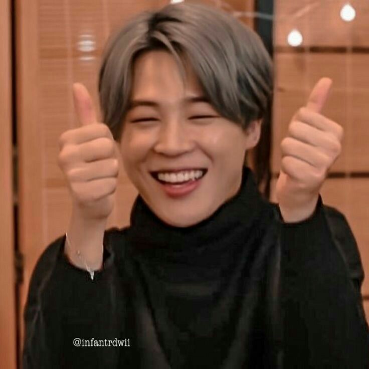 Don't you love it when Jimin smiles so big that his eyes starts to disappear ?