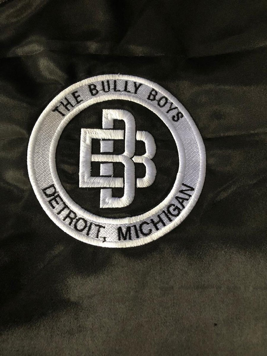 RediRock2020's tweet photo. A problem is a problem, until it’s solve. #bullyboyshit https://t.co/zZJjzK7UZB