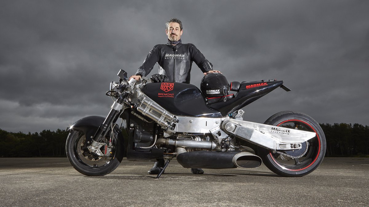 GWR's tweet image. We are saddened to learn of the death of fastest turbine-powered motorcycle record holder Zef Eisenberg.

Zef's love of speed and ambition to break records made him a legend and pioneer within a tight community of drivers. Our thoughts are with his family and friends at this time