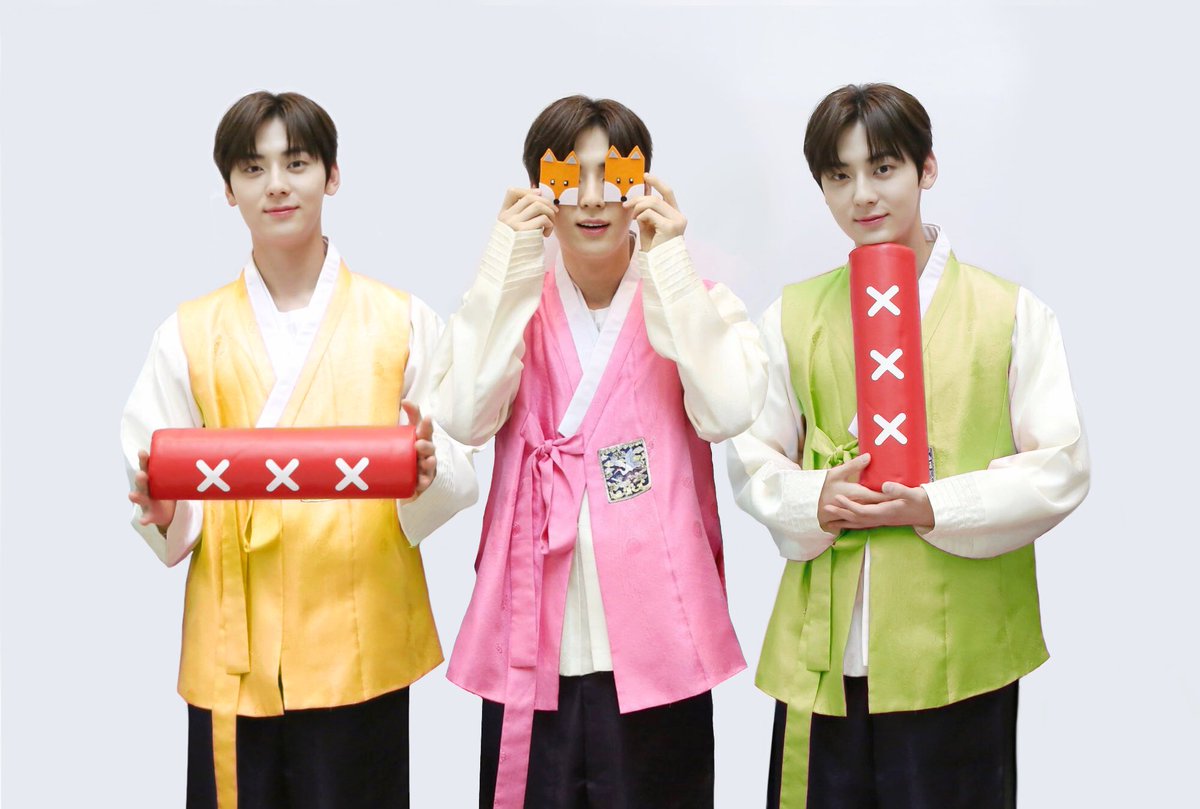 쫀득쮼득 황송편 즙아머거😋

                치자송편  오미자송편  쑥송편