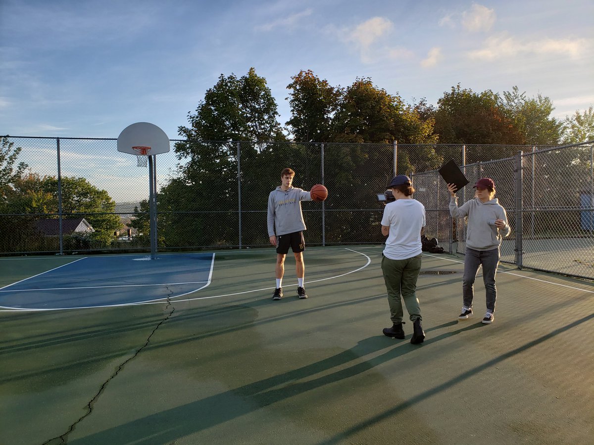 AUS_SUA's tweet image. Final shoot for our upcoming Keep It Social campaign! @MirrorImageMed got the @DalTigers&apos; Keevan Veinot out for a sunrise shoot 📹🏀