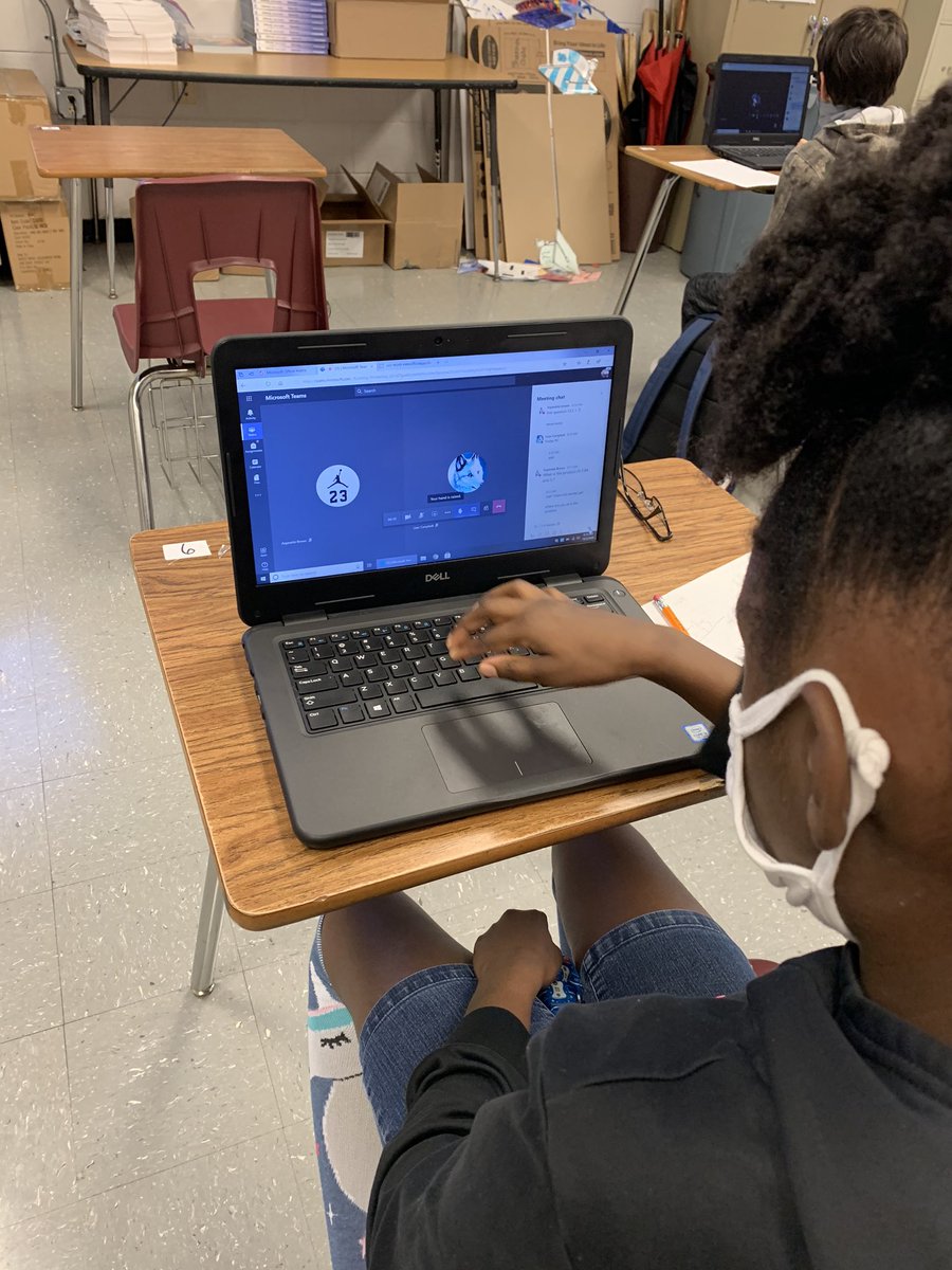 Ms Hildt at Trexler Middle is using the new Breakout rooms option  with her 6th grade Ss. <a href="/OnslowSchools/">Onslow County Schools</a> <a href="/MicrosoftTeams/">Microsoft Teams</a>