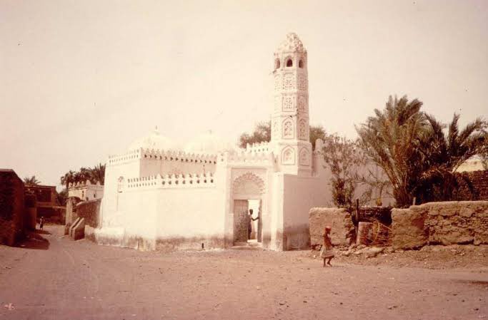 Ahmad then undertook a series of expeditions that took him deep into the western Highlands of Ethiopia where he captured an innumerable number of slaves which he sent to the Muslim ruler of Zabid in Southern Arabia who in return supplied him with guns.