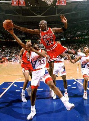 1988: Jordan (1)Actual DPOY: JordanMJ on D!Jordan:1st DBPM (4.2)T-2nd DWS (6.1)2nd STL% (3.9)T-6th Drtg (100)T-21st in BLK% (2.4)Jordan& #39;s Bulls 3rd in DRtg (105.5). NBA average 108.0.Others:OlajuwonJohn StocktonPatrick EwingFat LeverMark Eaton