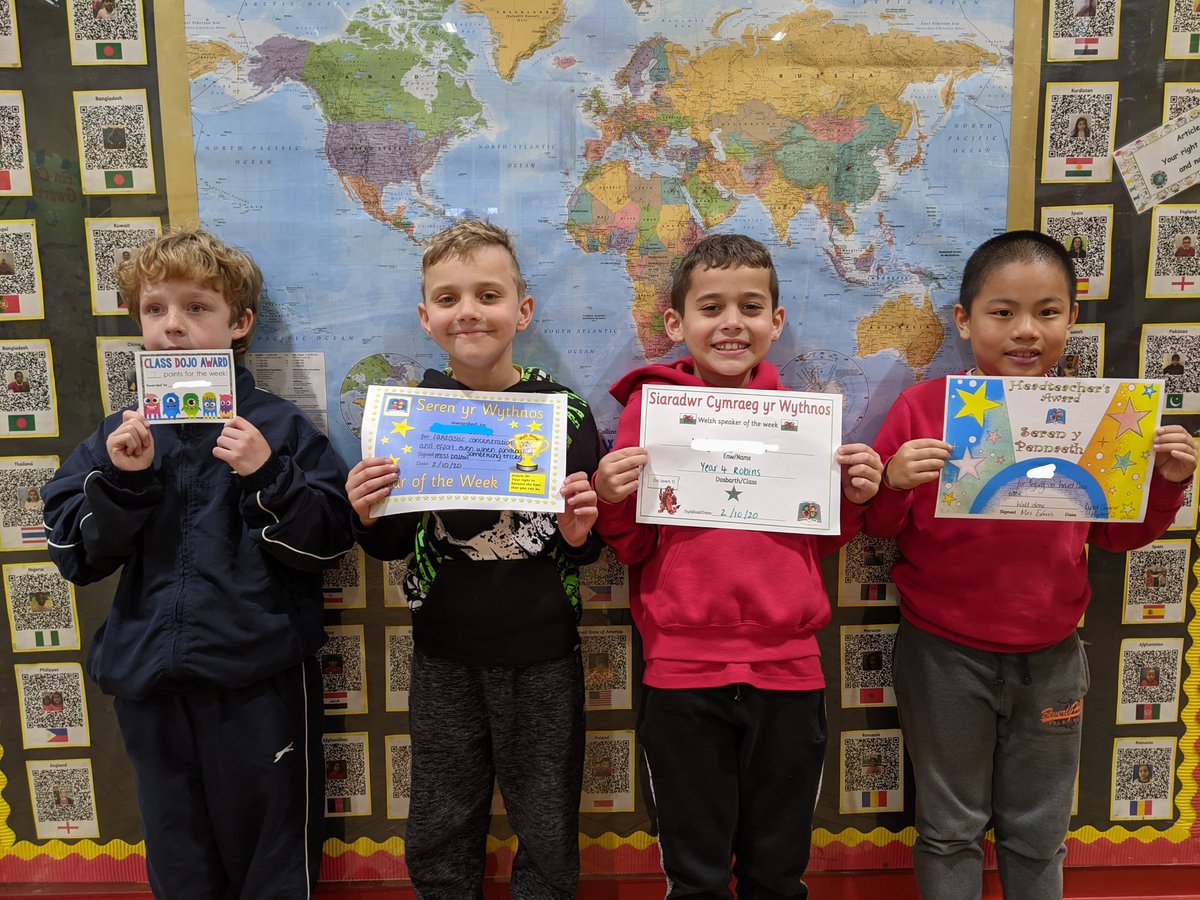 TerraceRoad's tweet photo. What a fantastic feel good Friday the #TRPRobins have had! Great fun in P.E developing our running, throwing and catching skills. Plus our 4 super stars of the week receiving their special certificates in our first online assembly! π #TRPphys https://t.co/OPE8gLNEQh