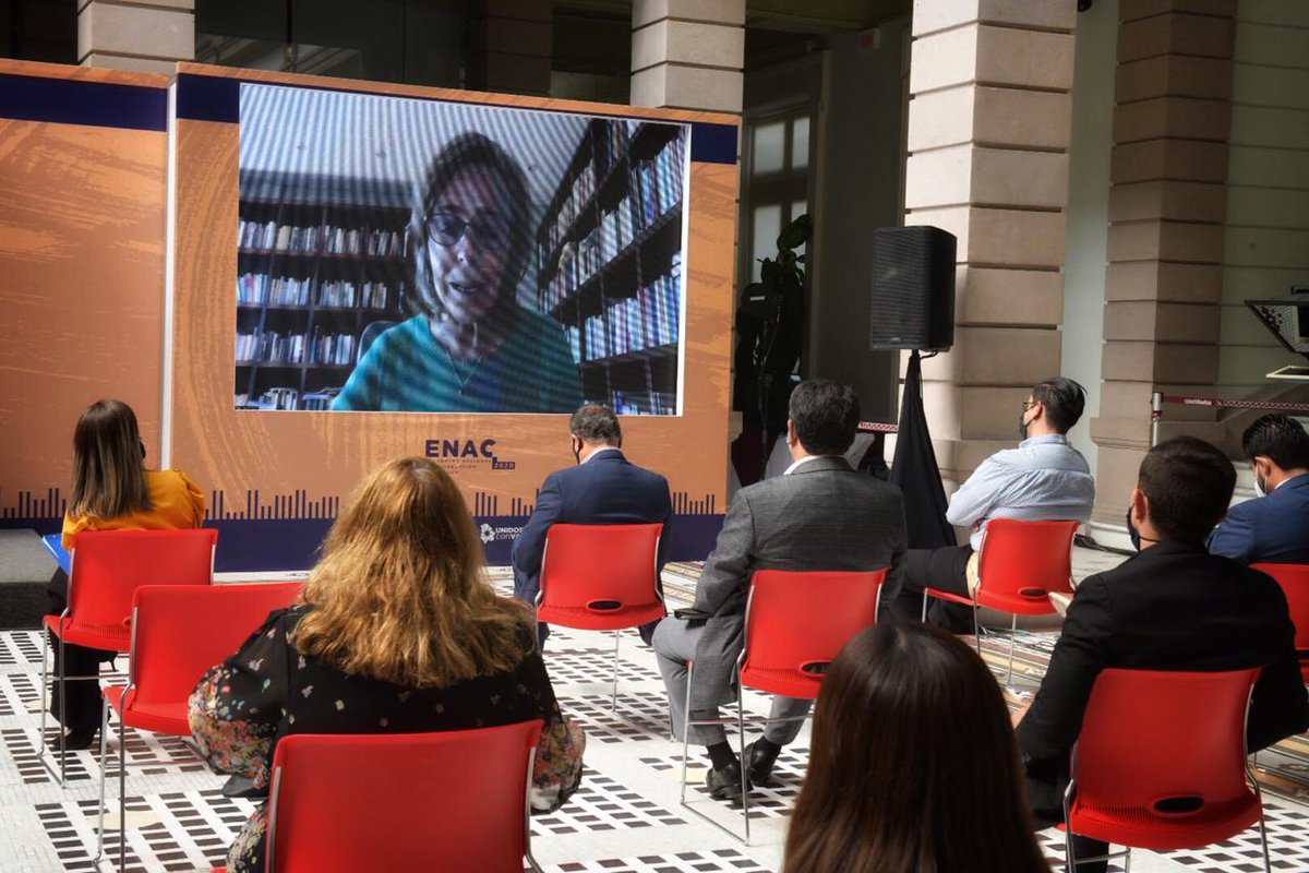 ENAC2020's tweet image. La Dra. @amparocasar Presidenta de @MXvsCORRUPCION, en su conferencia: “Los mexicanos frente a la corrupción”, alerta discrecionalidad en el uso del erario, retroceso en transparencia y contrataciones públicas en su mayoría adjudicadas directamente, a nivel federal. #Chihuahua