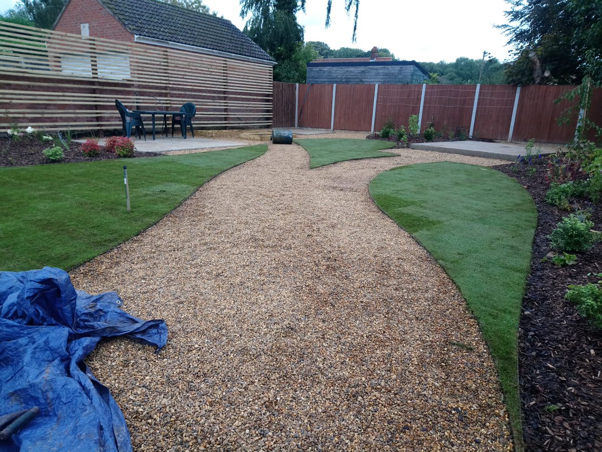 broadacregarden's tweet photo. Turf is down, steps done, just need a break in the weather to pave the slope &amp; point in. @ianscottroofe @juliasrigley @martyn_davey @FullersMill @HowardNurseries @SandyLaneLTD https://t.co/2RDk7cEhD0