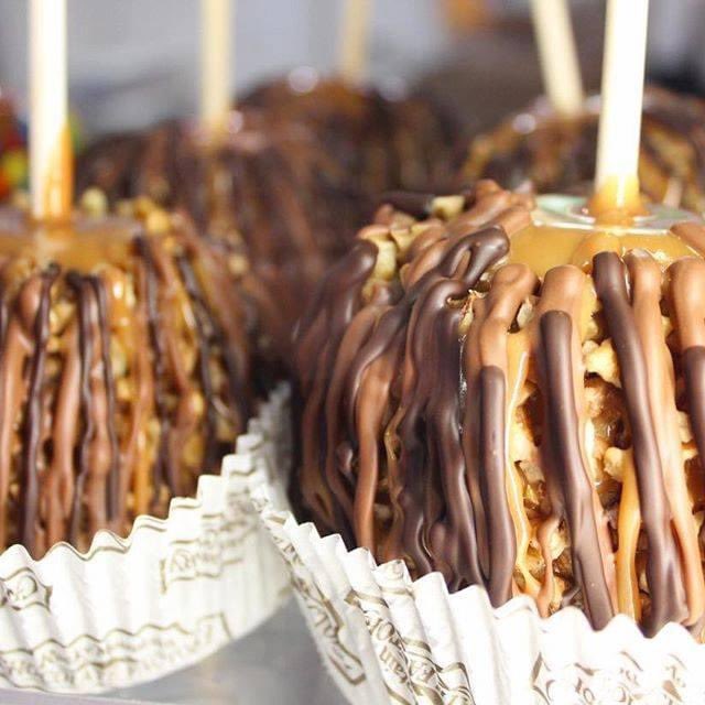 ColdStoneOmaha's tweet photo. It’s National Caramel AND National Apple Month. Stop in and taste the delicious ways we have to celebrate. 🍎🍨 https://t.co/mZpUMU7x3P
