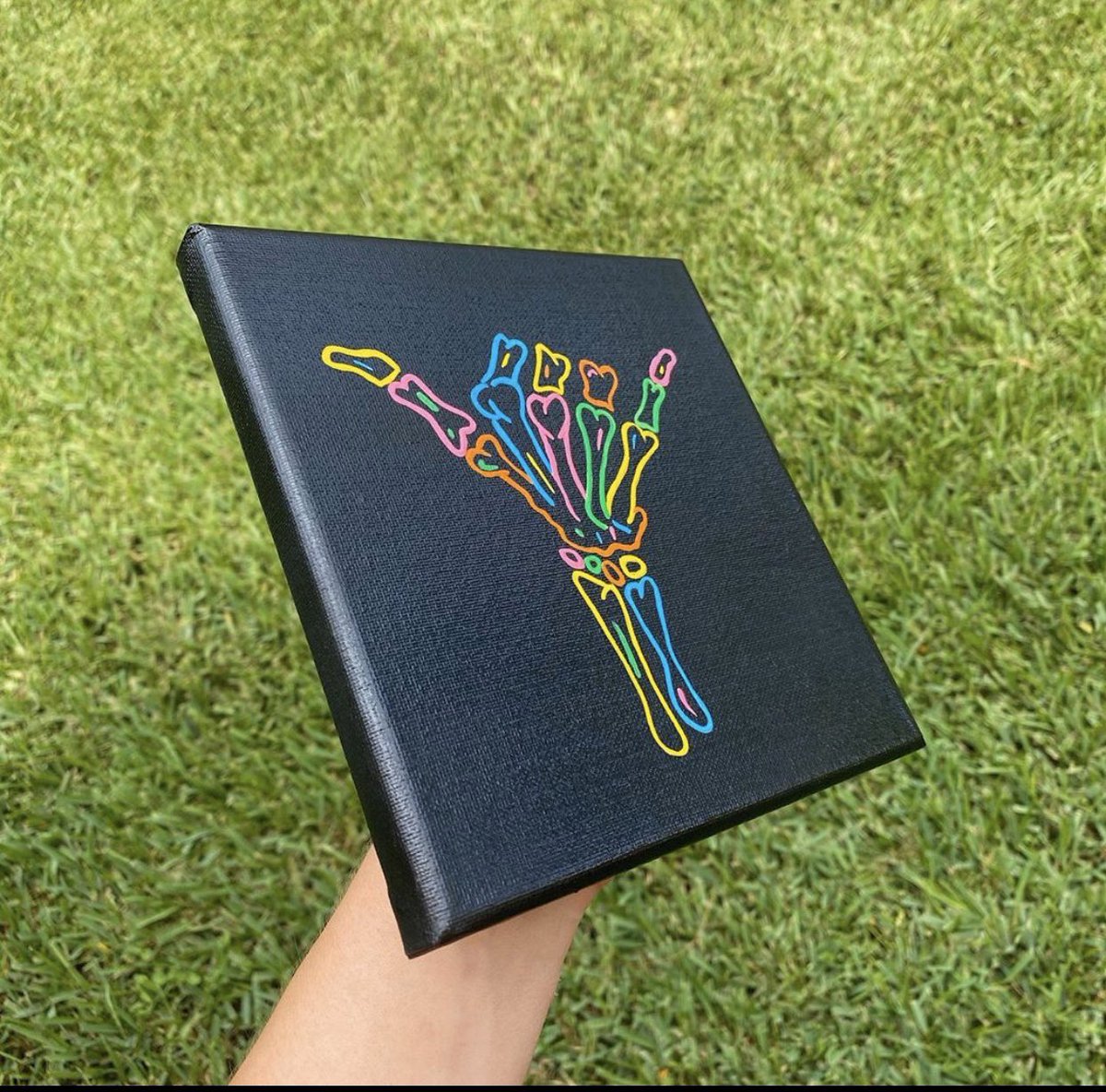 yulesart's tweet photo. My Shaka hand canvas BACK on my site, only have 4 Available! ✨ link in bio https://t.co/PW9SXcd1nv