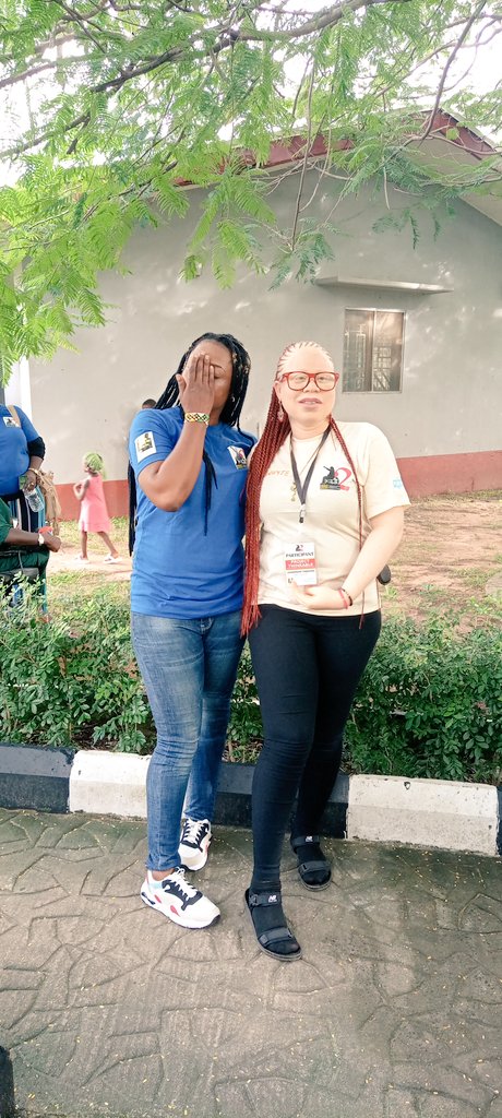 akighir_aver's tweet photo. Amputee VS Albino puls sign language interpreter.
Disability family, this is how we roll.
#disabilityfamily
#amputee
#ablino
#stayfsafe
@_DammyB_
@urfavouriteVive
@Shade4u2nv
@hellomike01
@Sir_Ruffy
@barristertracy
@brysonadahcole
@InclusiveNews1
@inecnigeria https://t.co/Gk0dF62PVc