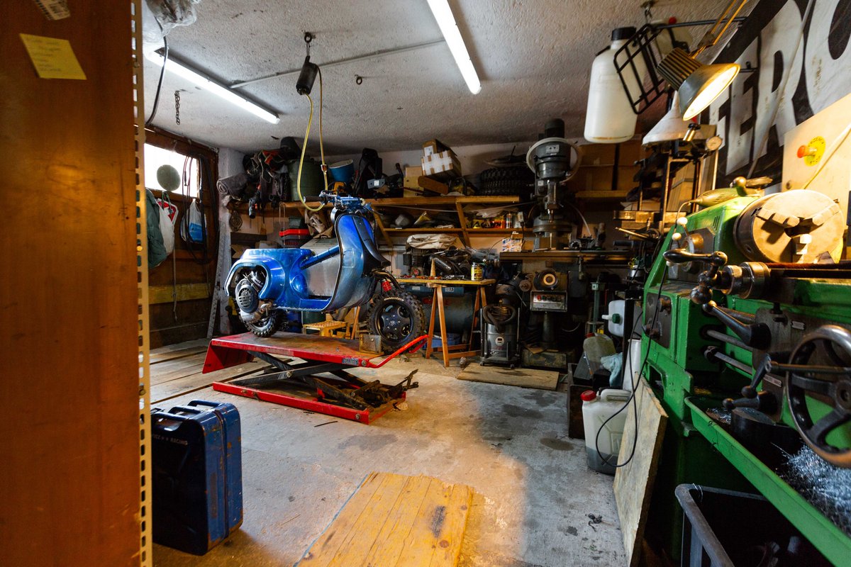 DiscovTurboTV's tweet photo. Ready to tour Italy on two wheels? Watch the Season Finale of Throttle Out TONIGHT at 9/8c on MotorTrend!
Stream EVERY EPISODE now on the @MotorTrendApp! ➡️ https://t.co/64MlQAknNB
#ThrottleOut #MotorTrend https://t.co/UHAR8nxFdX