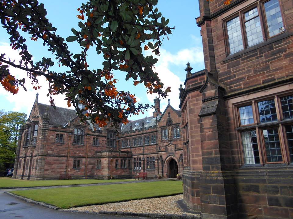 gladlib's tweet photo. Join as a Friend for as little as three pounds a month and help support one of the world's most unique institutions https://t.co/8y4Vso1kHa

#FriendFriday https://t.co/DpI1OjO4T3