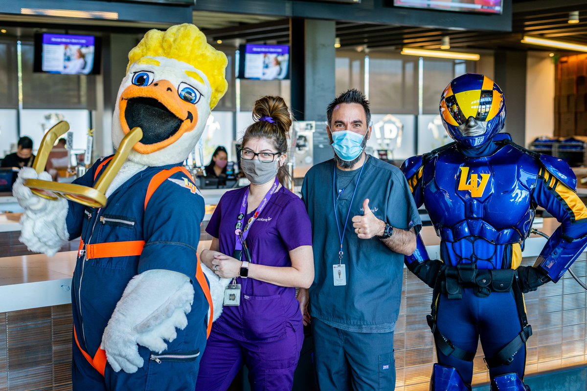 NVHealthLink's tweet image. Yesterday's #OctoberOne Memorial #BloodDrive was a testament to the power of community &amp;amp; strength w/in the people of #Vegas. All 314 appointments were filled; 277 people donated; 290 units of blood collected; 870 lives will be saved! Thank you all! @VitalantOrg @lvballpark