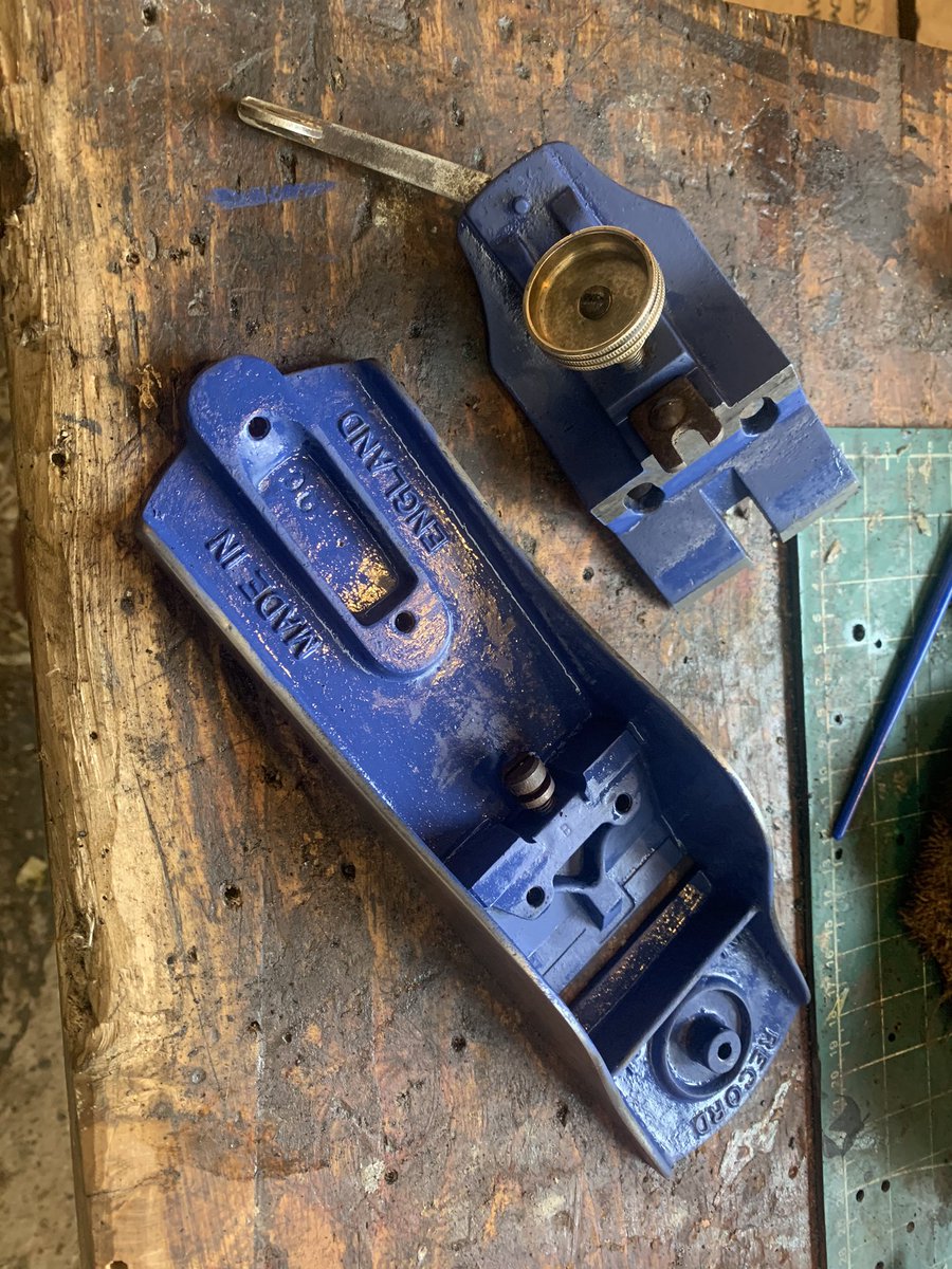 2016industrial's tweet photo. I got these on monday from a garage clearance. Itโs amazing what you can achieve with a bit of patience. I love the fact that an old tool that was abandoned to its fate, will now be used for many years to come. #workshop #woodworking #restore #oldtools #vintagetools #recordtools https://t.co/9SxC20jX7P