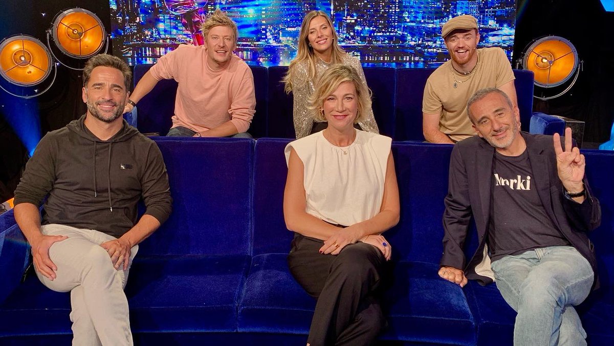 Dream team du #VTEP Tubes de ce soir 23h10 ! RT si tu seras devant🎉 une tonne de nouvelles épreuves pour la reprise des inédits 🔥
@HocqVirginie @jovanysurscene @SemounElie @CamilleCerfOff @TuPeuxTweeterG @florentpeyreoff https://t.co/2X6M1vWuDy