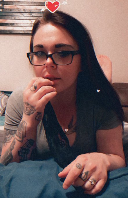 Who wants to spank me ? Go subscribe to my #onlyfans for all my uncensored content 💋 #Adultwork #fridaymorning<a href="/tag/onlyfans"class="tags">#onlyfans</a><a href="/tag/adultwork"class="tags"><span>#adultwork</span></a><a href="/tag/fridaymorning"class="tags"><span>#fridaymorning</span></a><a href="/tag/newmusicfriday"class="tags"><span>#newmusicfriday</span></a><a href="/tag/buyingnudes"class="tags"><span>#buyingnudes</span></a>