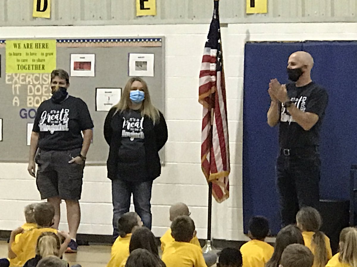 MrBoden484's tweet photo. We can not say Thank You enough for the countless hours you’ve put into keeping our schools Safe and Open!!! #JacketPrideLES https://t.co/SaRm0mg5tF