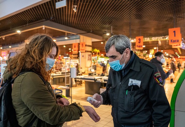 Next week, WHO/Europe will host a High-Level virtual meeting to discuss strategies, principles and best practices for countering pandemic fatigue and reinvigorating the public to prevent #COVID19. 

More info 👉 bit.ly/36hqkPU

(1/2)