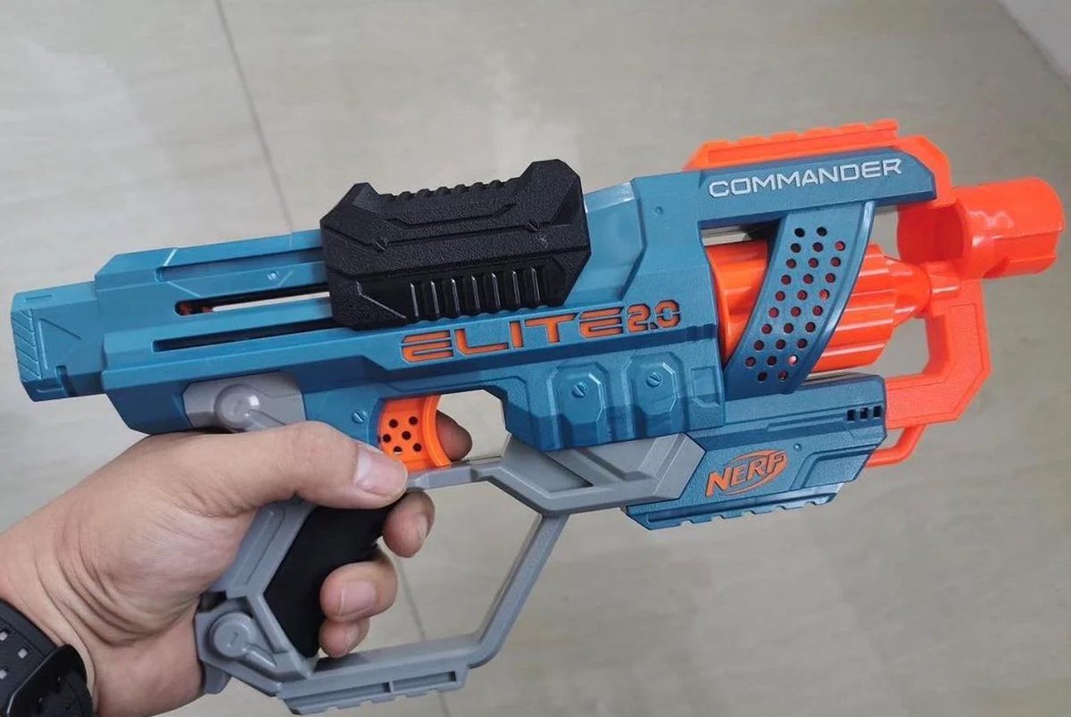 BattleArcheryCA's tweet photo. The new Nerf elite 2.0 line hits Battle Archery and Nerf Mississauga! Super customizable, the new commander is reminiscent of a Spectrum remake! Looking forward to building this one! #birthday #nerf #party https://t.co/rmeNRZG9Qg https://t.co/K55oWlCQ2H