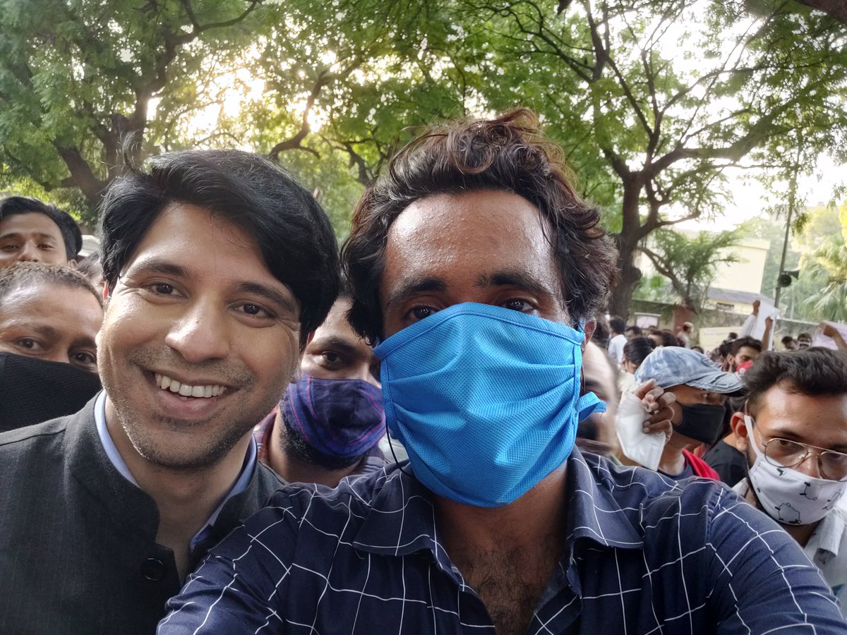pradip103's tweet photo. With my dear friend &amp; warrior  @Shehzad_Ind at Jantar Mantar, Delhi  for #JusticeForSSR. https://t.co/yhKwvM2C6R