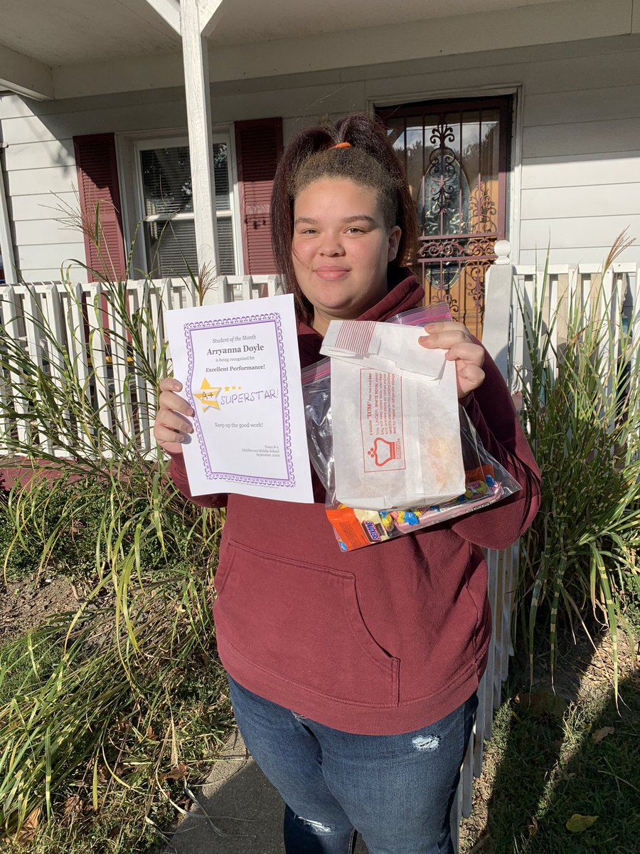 MMSTeam8_2's tweet photo. Did some home visits to celebrate our 8-2 August/September students of the month! We are so proud of Denim and Arry for going above and beyond on Zoom. We can’t wait to see them shine even more when we’re back in person. Congrats to these two rockstars! #middierising https://t.co/DH7Er6VPPl