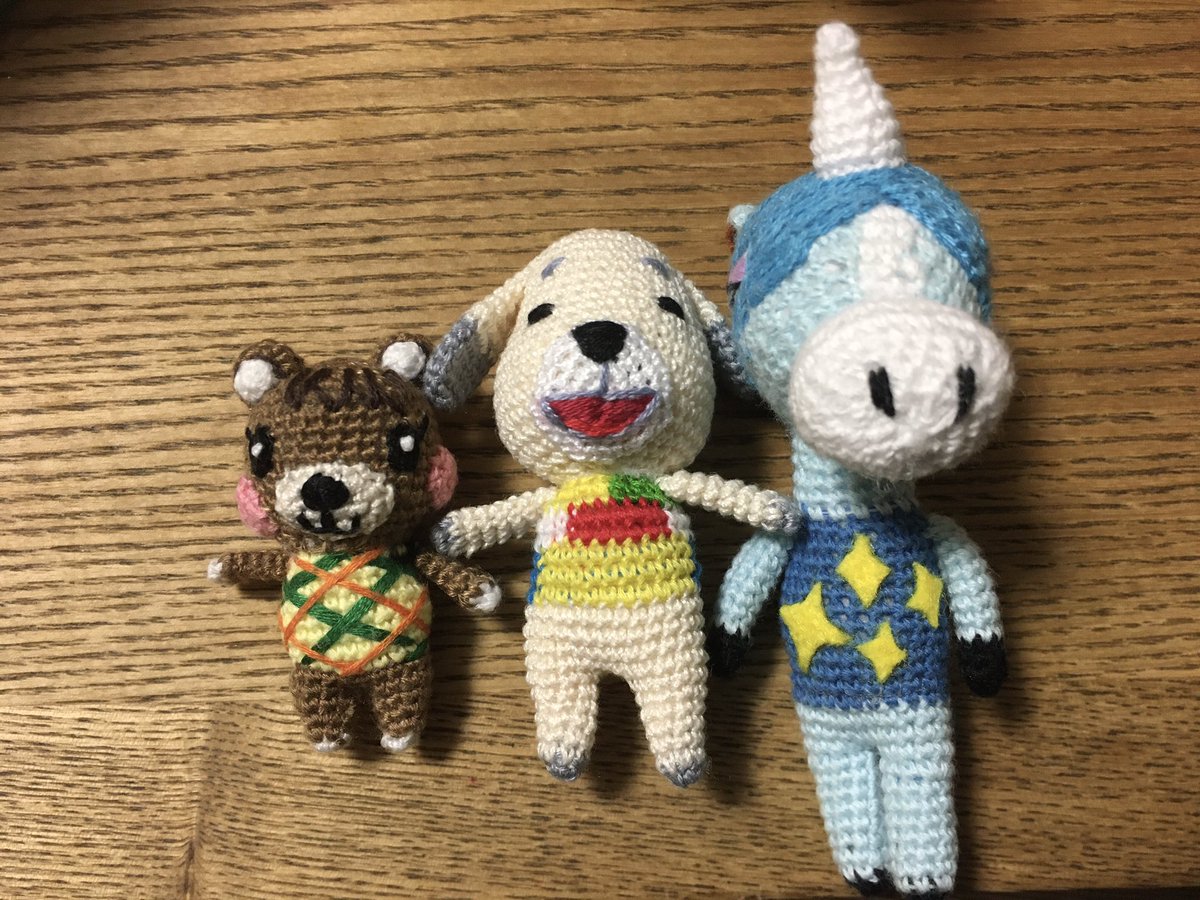 ゆき かぎ針編み講師 あつ森のキャラクターを編みました 今日発送したので近いうちにお届けできると思います 左からメープル バニラ ジュリー あつ森 あみぐるみ 編み物部