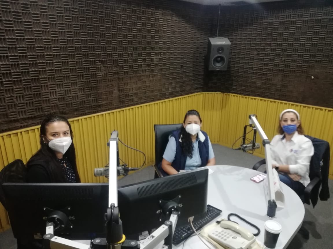 leticia_landero's tweet photo. Este este viernes en su programa #SOSEmocional, a través de #ElPatrónFM platicamos con las especialistas del #CAIVF para invitar a las mujeres que presentan algún tipo de violencia, acudir al #DIFCórdoba o hacer uso de la línea
📲#NoEstasSola 2712609776 https://t.co/vsJj3gSLJo